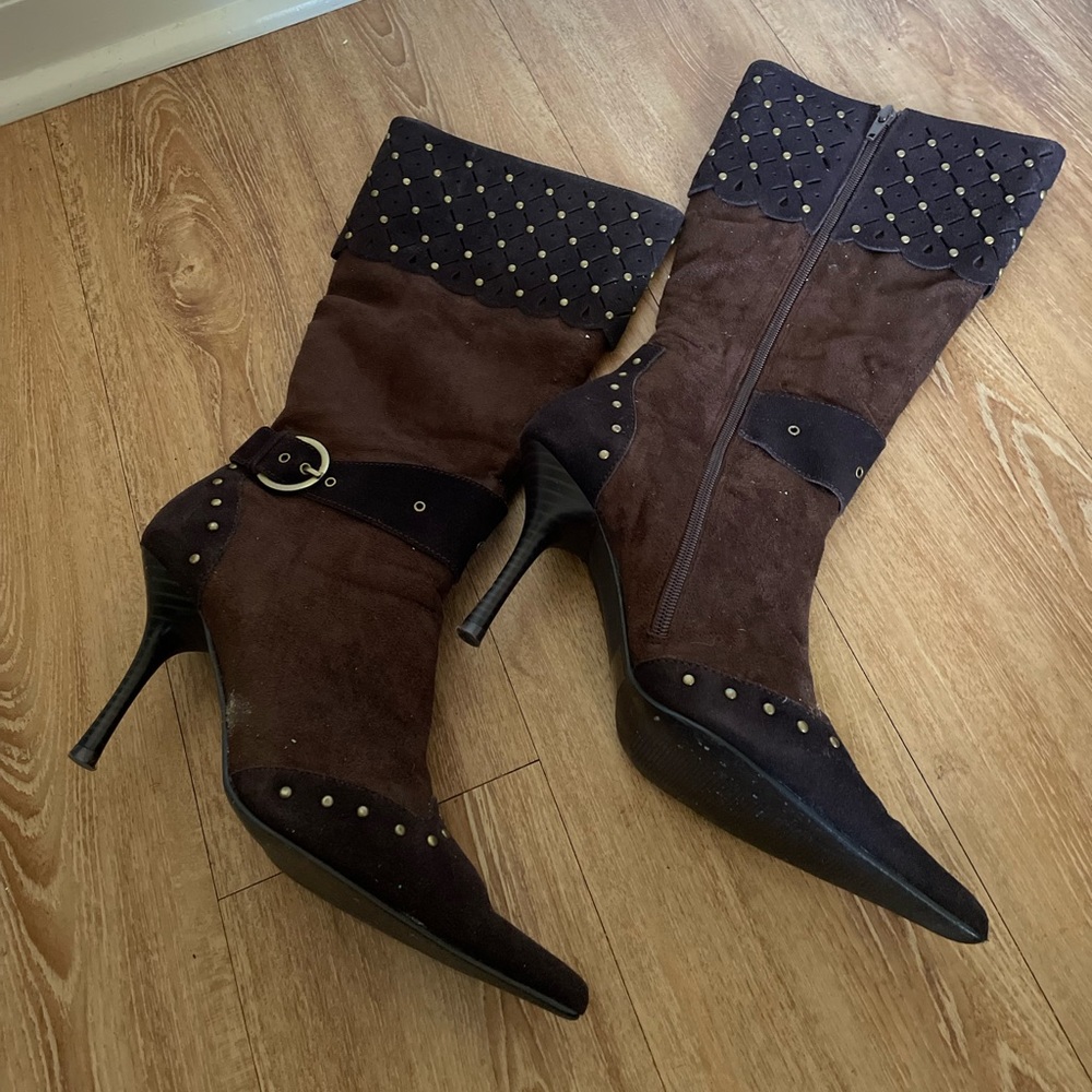 Women 8.5 Combat Boots